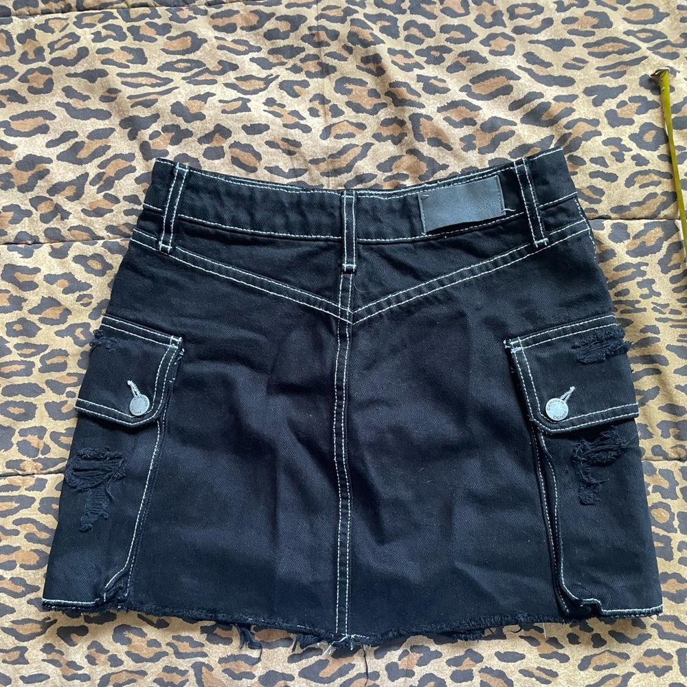 NWT LF CARMAR black denim cargo skirt “MARGO COLIN CARGO SIDE POCKET SKIRT”